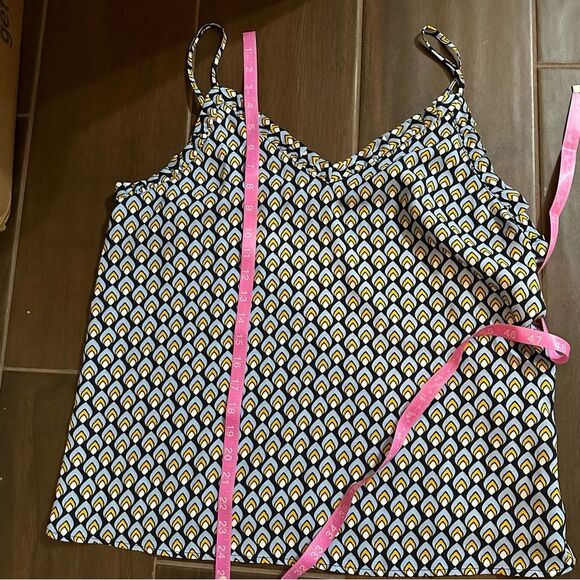 NWT Halogen Blue Art Deco Metric Print Ruffle Triangle V Neck Tank Top Large - Picture 9 of 11